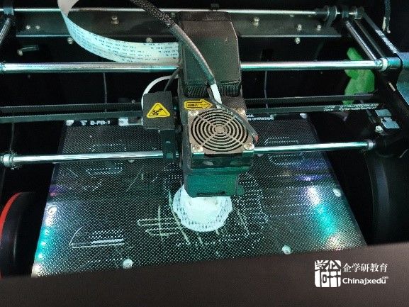 3D打印技術應用正式編入《全國技工院校專業目錄（2018年修訂版）》